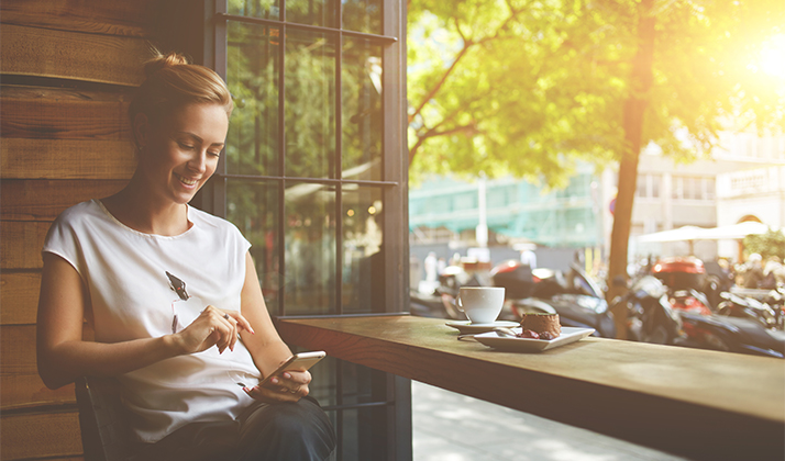 Things Girls Do After Graduation: Gossip