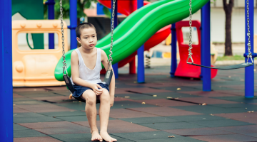 Being The Guy Who Knows No One At The Party Stinks