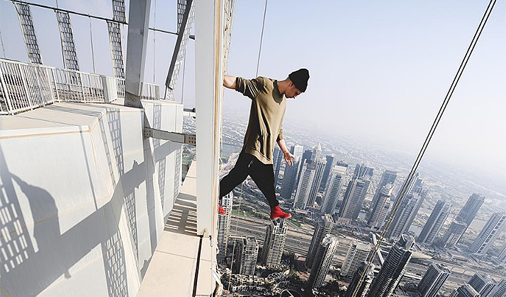 Watching This Guy Crawl All Over Skyscrapers On Instagram Will Give You The Most Anxiety