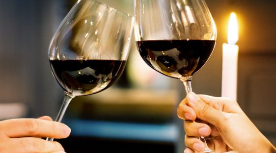 old man dating younger woman